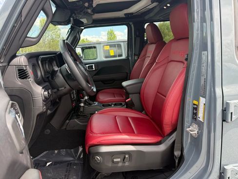 Used 2024 Jeep Wrangler Unlimited Rubicon 392 AWD/4WD image 12