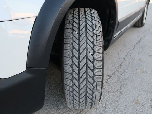 Used 2011 Volvo XC70 3.2 image 39