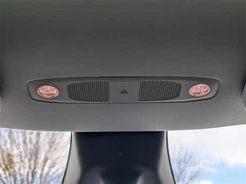 Used 2024 Tesla Model Y Long Range image 21