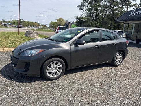 Used 2012 MAZDA MAZDA3 i Touring image 2