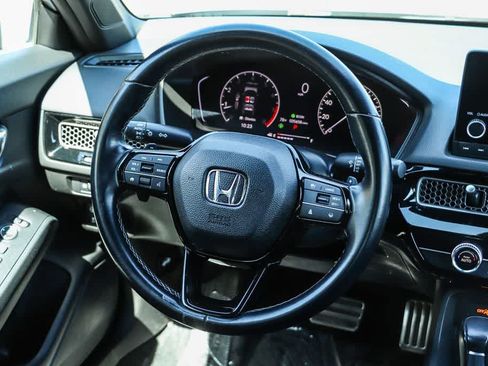 Used 2022 Honda Civic Sport image 13