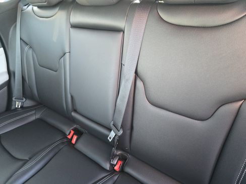 New 2026 Jeep Compass Limited image 21