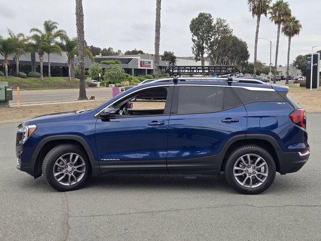 Used 2023 GMC Terrain SLT AWD/4WD image 19