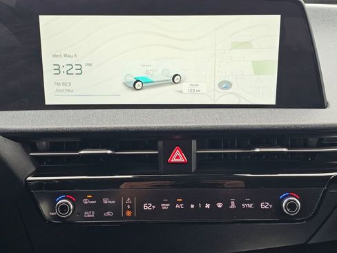 Certified 2023 Kia EV6 Wind AWD/4WD image 13