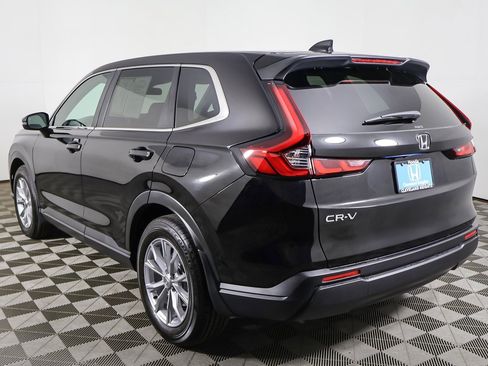 Used 2025 Honda CR-V EX image 9
