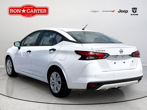 Used 2023 Nissan Versa S FWD image 4