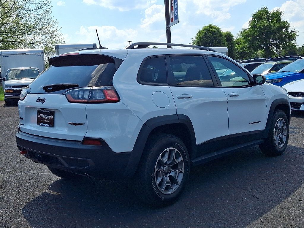 Used 2021 Jeep Cherokee Trailhawk w/ Sun, Sound & Nav Group AWD/4WD image 4