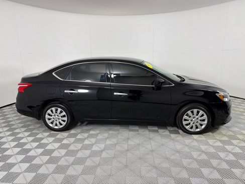 Used 2019 Nissan Sentra S FWD image 4