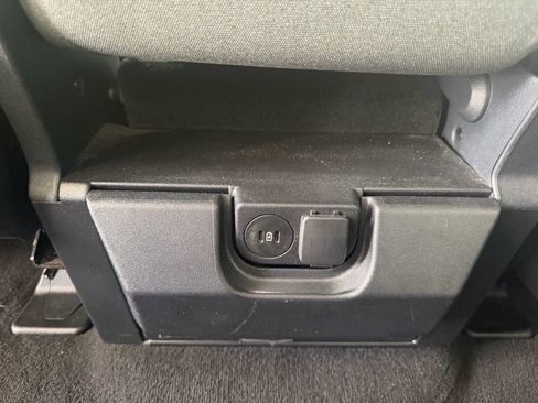 Used 2025 Ford F250 XLT image 14