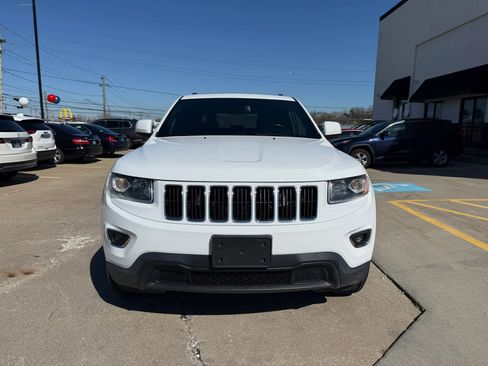 Used 2016 Jeep Grand Cherokee Laredo w/ Quick Order Package 23E image 2