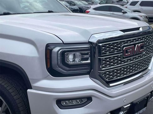 Used 2018 GMC Sierra 1500 Denali image 8