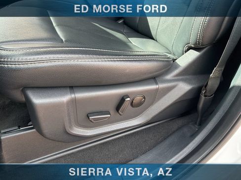 Used 2022 Ford F250 Lariat w/ Lariat Value Package AWD/4WD image 31