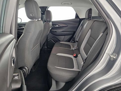 Used 2023 Chevrolet TrailBlazer LS FWD image 24