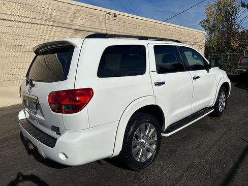 Used 2014 Toyota Sequoia Limited AWD/4WD image 5