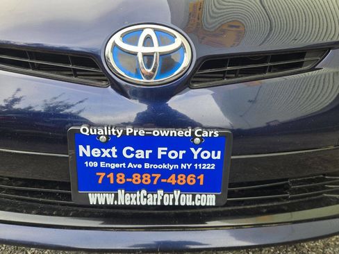 Used 2013 Toyota Prius Four FWD image 19