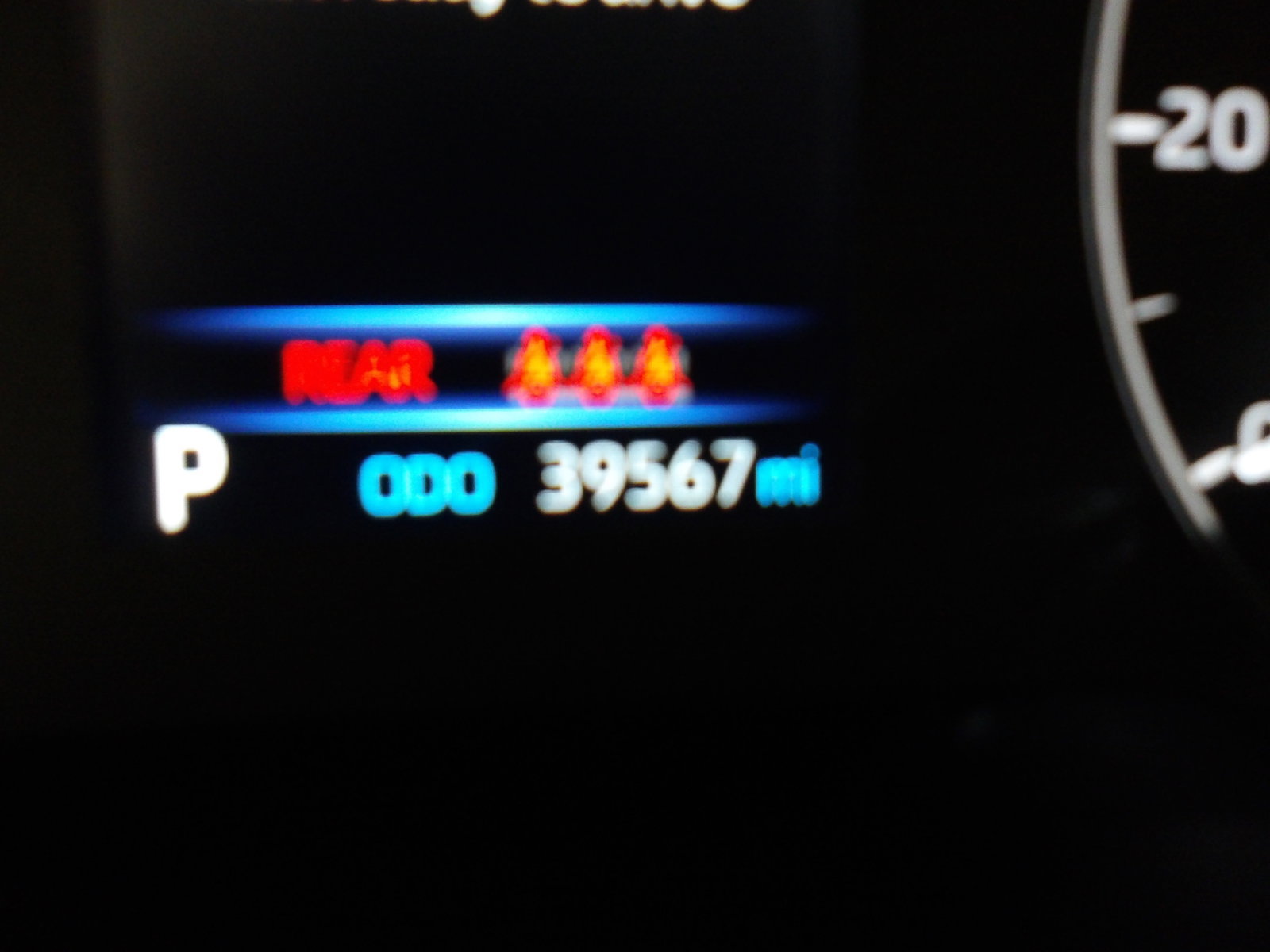 Used 2025 Toyota Corolla LE FWD image 11
