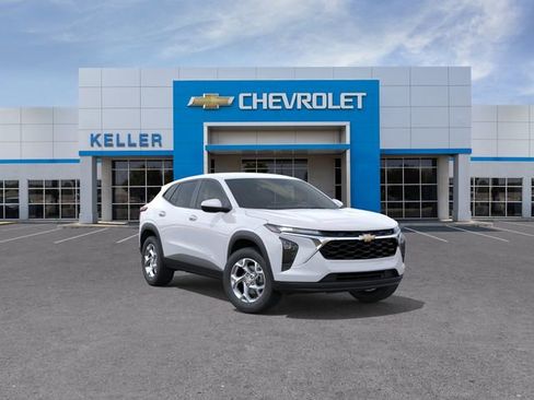 New 2026 Chevrolet Trax LS w/ LS Convenience Package FWD image 1