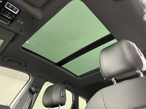 Certified 2024 Audi Q4 e-tron Prestige image 15