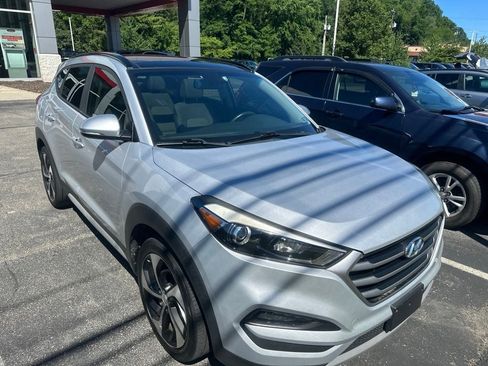 Used 2018 Hyundai Tucson Value FWD image 13