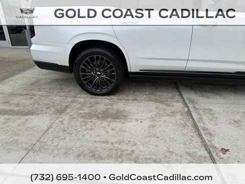 Certified 2025 Cadillac Escalade Sport Platinum AWD/4WD image 6