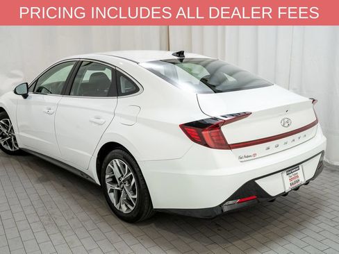 Used 2023 Hyundai Sonata SEL FWD image 3