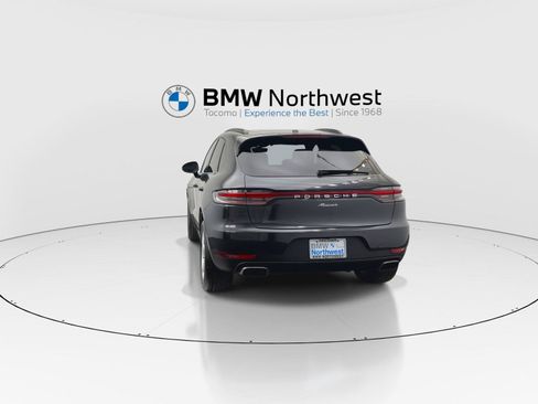 Used 2021 Porsche Macan w/ Premium Package AWD/4WD image 13