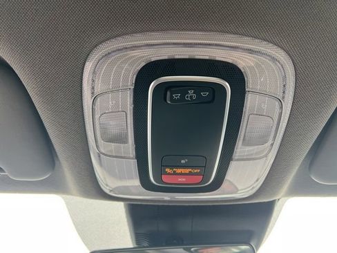 Used 2023 Hyundai Elantra SEL image 23