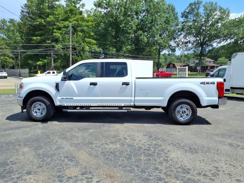 Used 2022 Ford F250 XL w/ Power Equipment Group AWD/4WD image 8