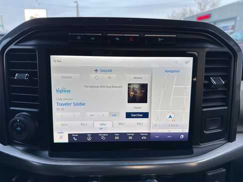 Used 2023 Ford F150 Lariat w/ Equipment Group 502A High image 15