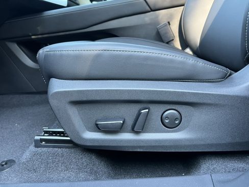 Certified 2025 Nissan Murano SL image 10