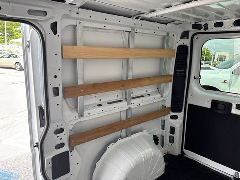 Used 2025 RAM ProMaster 2500 w/ U-Haul Equipment Group FWD image 16