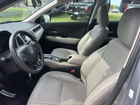 Used 2019 Honda HR-V LX image 19