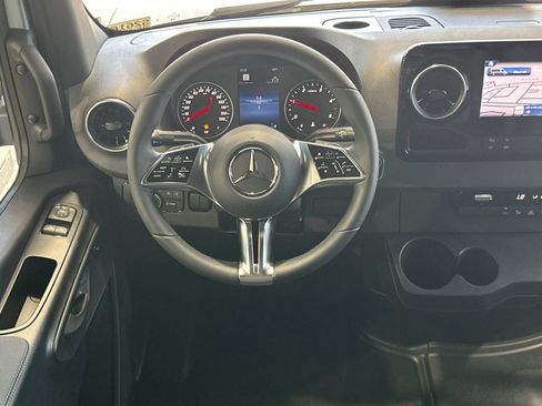 New 2025 Mercedes-Benz Sprinter 2500 image 13
