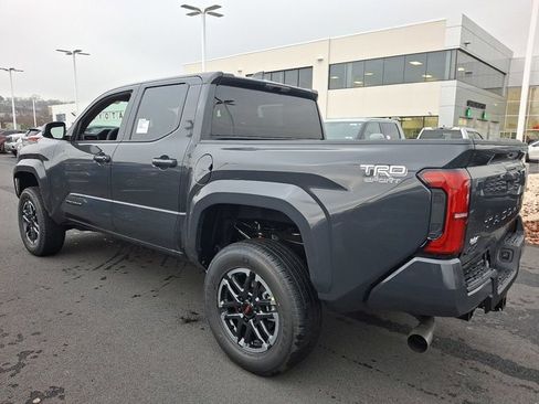 New 2025 Toyota Tacoma TRD Sport image 4