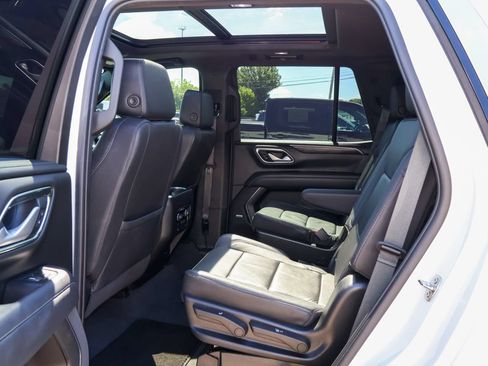 Used 2022 Chevrolet Tahoe LT w/ LT Signature Plus Package AWD/4WD image 13