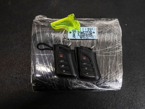 Used 2025 Lexus RX 350 Premium w/ Accessory Package (Z1) FWD image 46