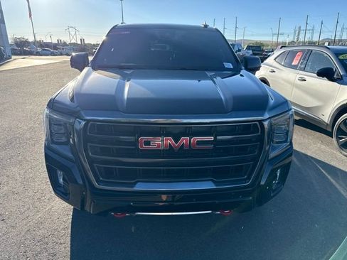 Used 2024 GMC Yukon AT4 w/ AT4 Premium Plus Package AWD/4WD image 2