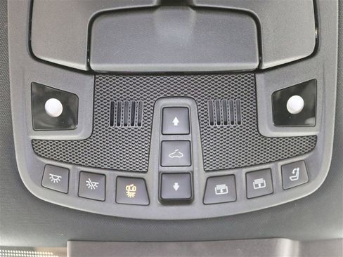 Used 2020 Lincoln Navigator L Reserve w/ Luxury Package image 37