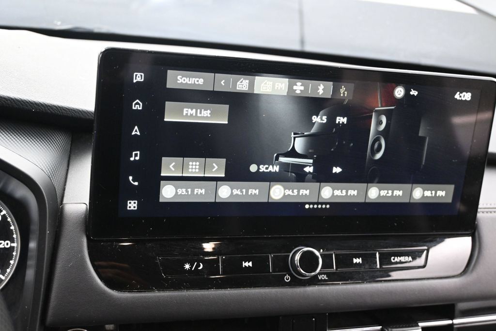 Used 2025 Mitsubishi Outlander SE FWD image 15