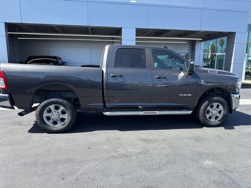 Used 2024 RAM 2500 Big Horn AWD/4WD image 9