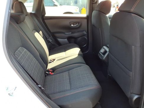Used 2024 Honda HR-V Sport image 11