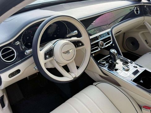 New 2026 Bentley Flying Spur Plug-In Hybrid image 32