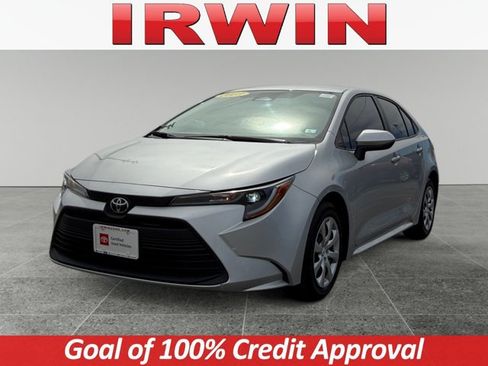 Used 2023 Toyota Corolla LE FWD image 1
