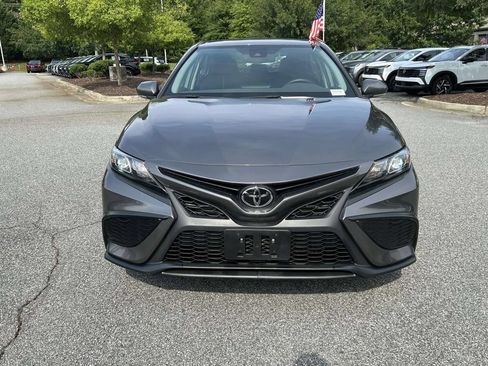 Used 2023 Toyota Camry SE FWD image 8