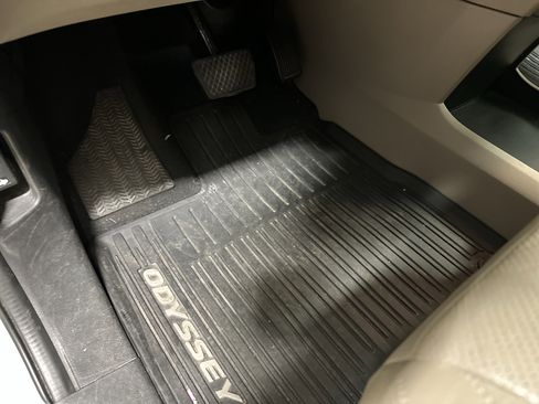 Used 2019 Honda Odyssey Elite image 23