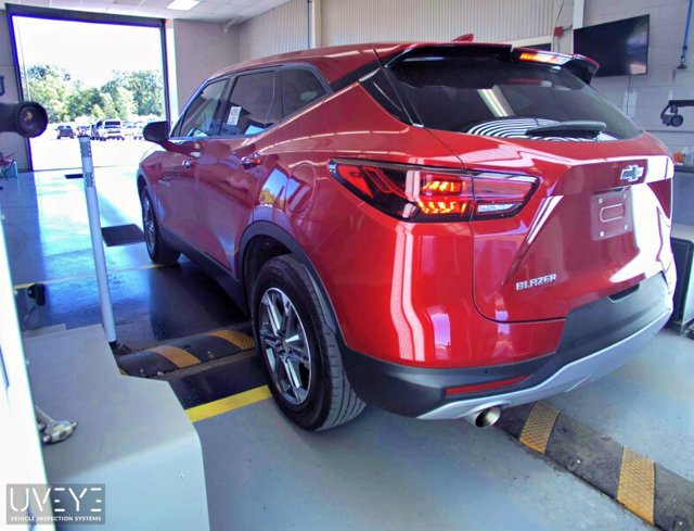 Used 2025 Chevrolet Blazer LT w/ Driver Confidence Package FWD image 3