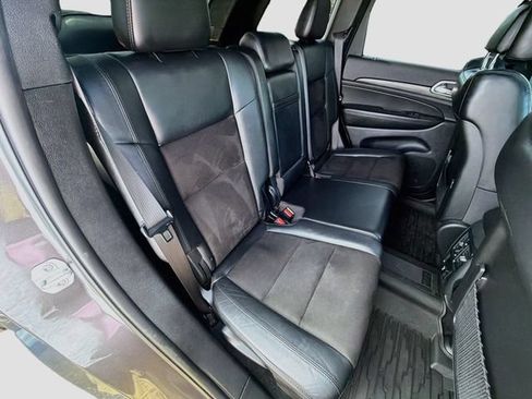 Used 2019 Jeep Grand Cherokee Altitude RWD image 29