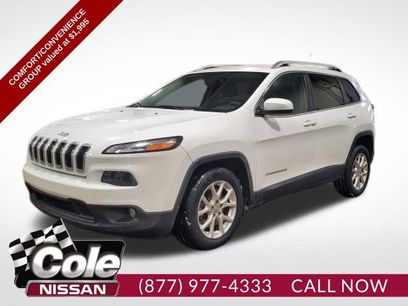 Used 2014 Jeep Cherokee Latitude w/ Comfort/Convenience Group