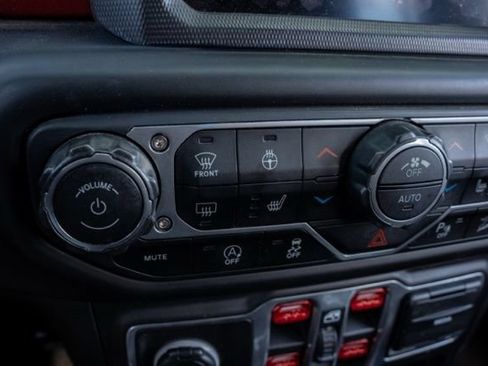Used 2018 Jeep Wrangler Unlimited Rubicon AWD/4WD image 19