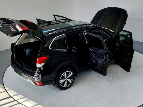 Used 2020 Subaru Forester Touring image 31